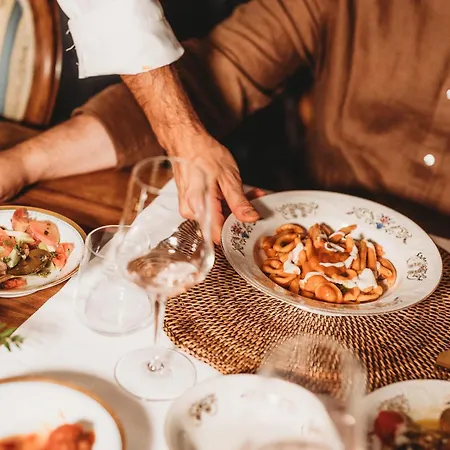 Oda ve Kahvaltı Dimoraletremuse 4*