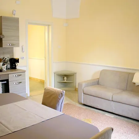 Bed & Breakfast Dimora Le Tre Muse 2*