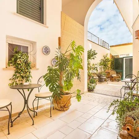 Dimora Le Tre Muse Bed & Breakfast