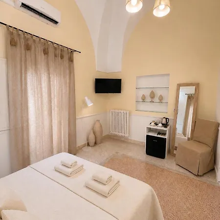 Bed & Breakfast Dimoraletremuse Charming In Lecce