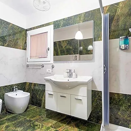 Bed & Breakfast Dimoraletremuse Charming In Lecce