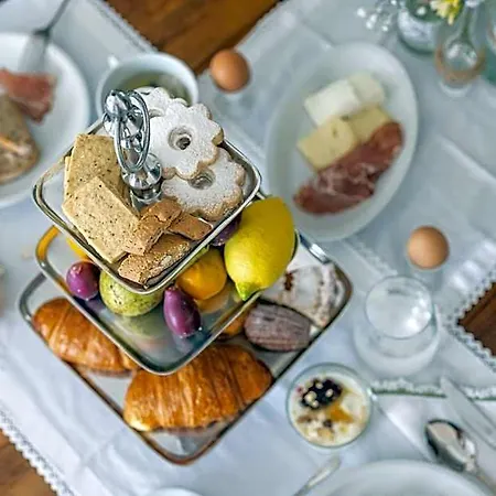 Bed & Breakfast Dimoraletremuse Charming In Lecce